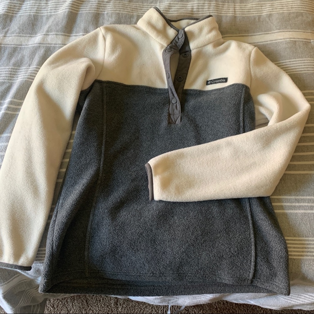 Columbia women’s pullover